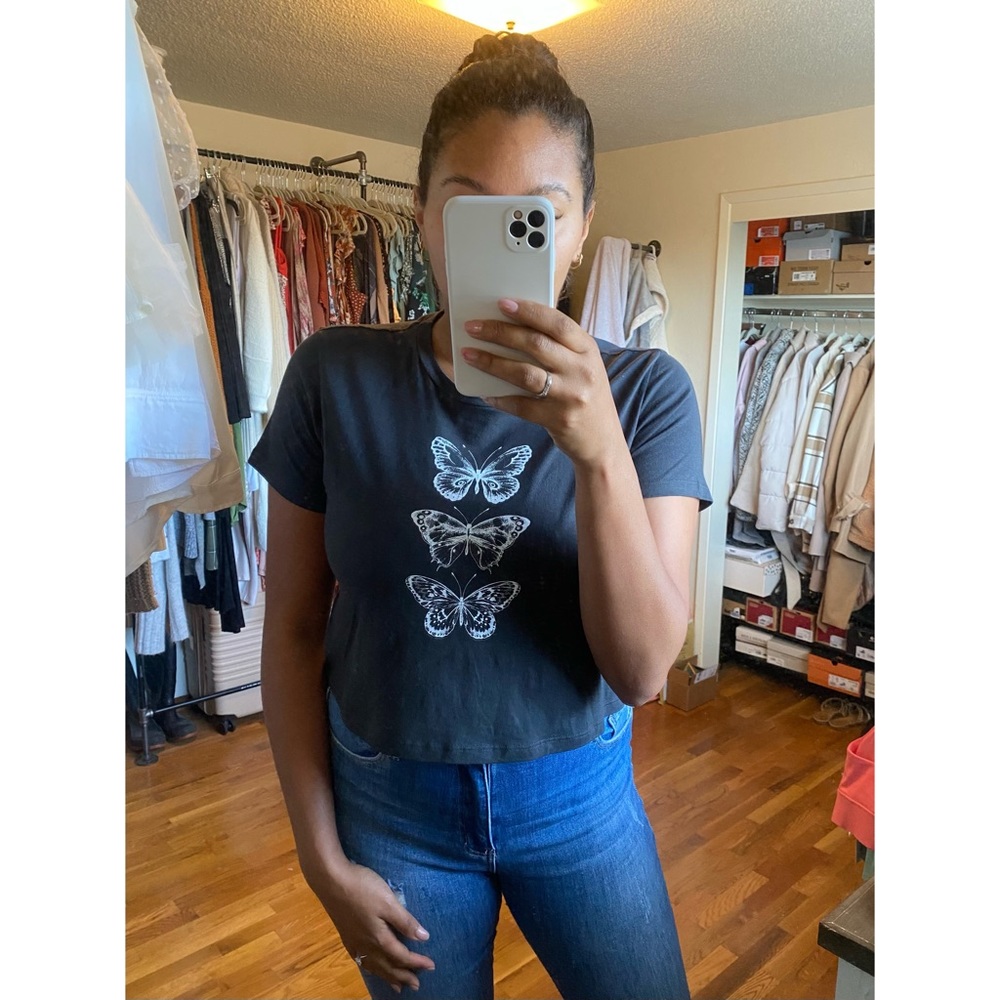 🪩3 for $15🪩 Zutter | Butterfly Crop Tee
